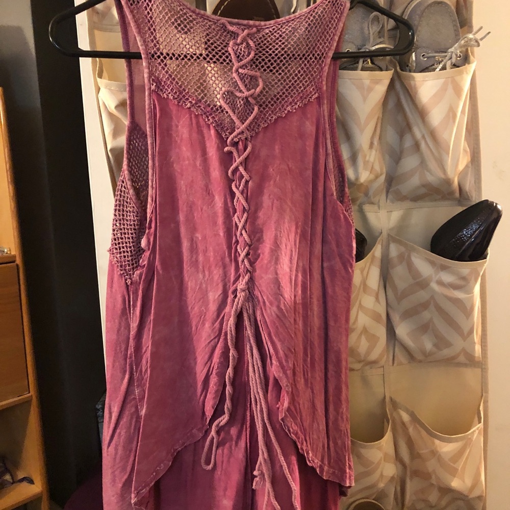 Tank - Picture 2 of 2